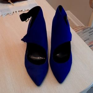 Nine West blue suede shoes